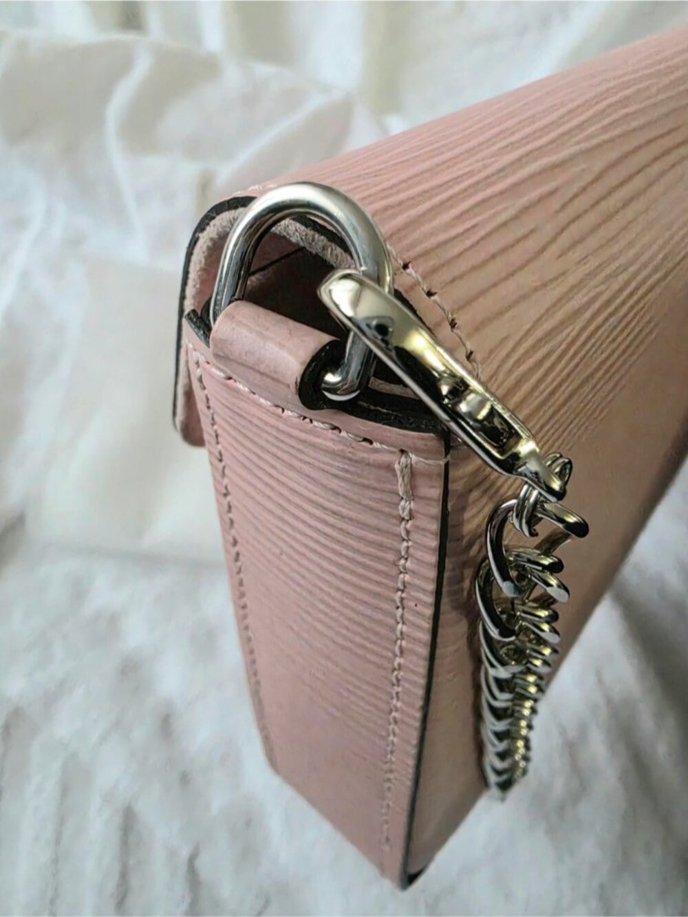 Authentic Louis Vuitton Epi LEATHER Pink Envelope Crossbody Mini Bag Clutch - Picture 12 of 14